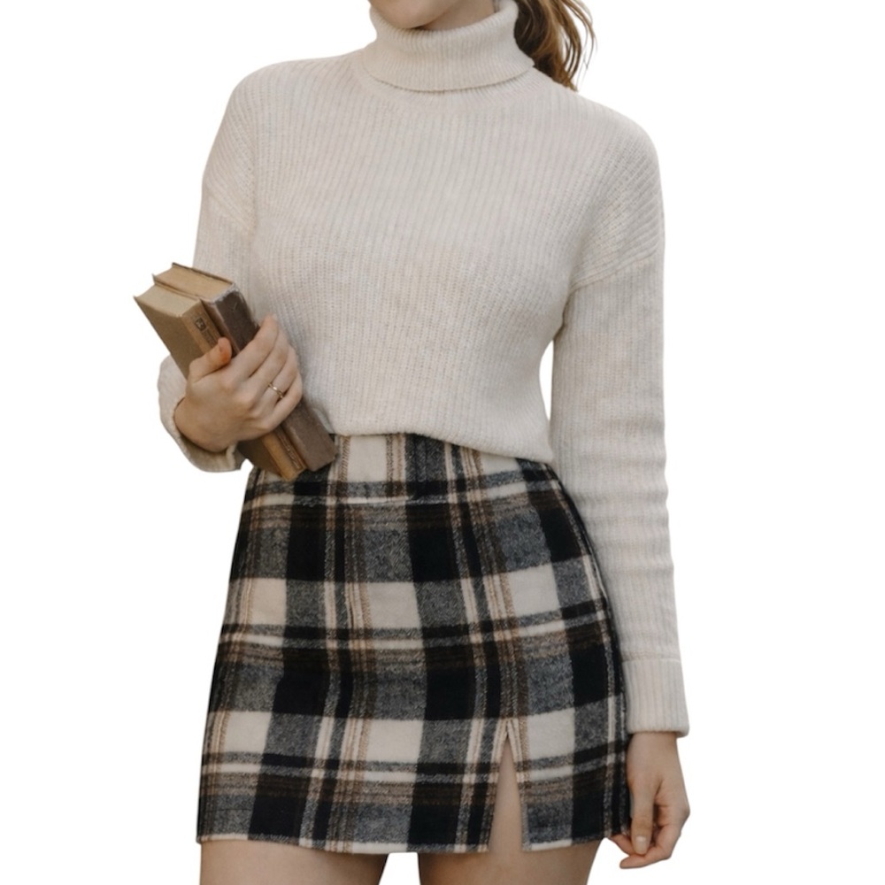 Sunland17 Plaid Mini Skirt Thigh Slit Academia Neutral Black Tan Cream Size M